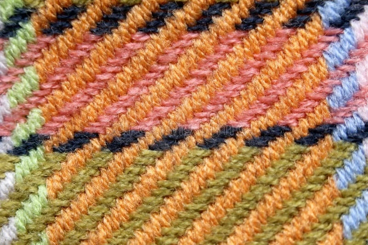 Proč mají ručníky tyto barevné pruhy? Pravda vás překvapí - image 1