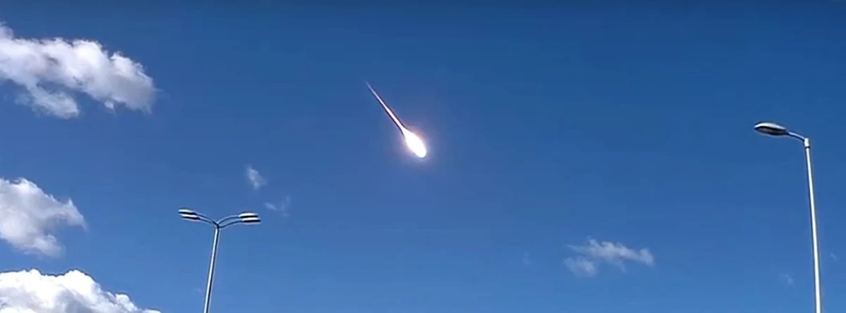 Proč se nad USA v devět ráno rozzářilo nebe a co způsobilo silný výbuch - image 1