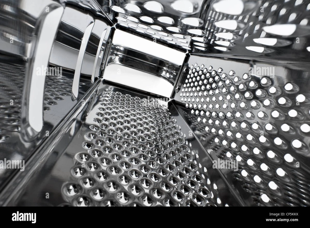 Proč zkušení kuchaři nikdy nevynechávají tu neostřejší stranu struhadla - image 1