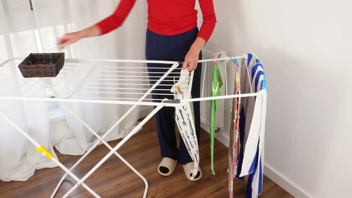 Proč mokré prádlo věšet do oblouku: 5 triků z Japonska
