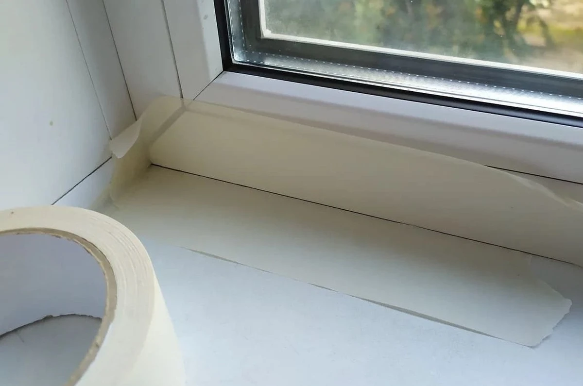 Proč zkušení chalupáři lepí na okna obyčejnou bublinkovou fólii