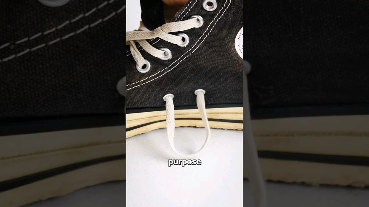 Záhada dvou dírek: Proč má Converse a Nike tyto otvory navíc? - image 1