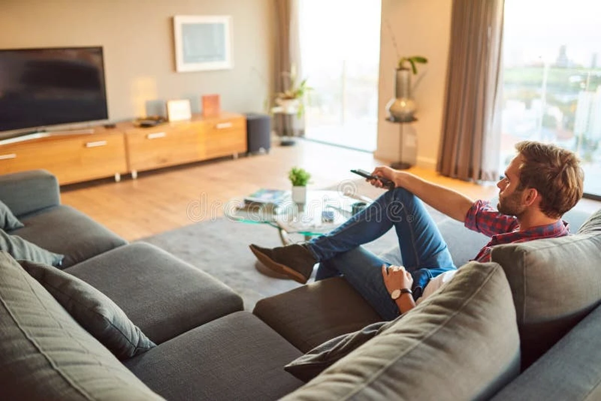 Proč zkušení majitelé televizí večer vždy snižují jas obrazovky - image 1