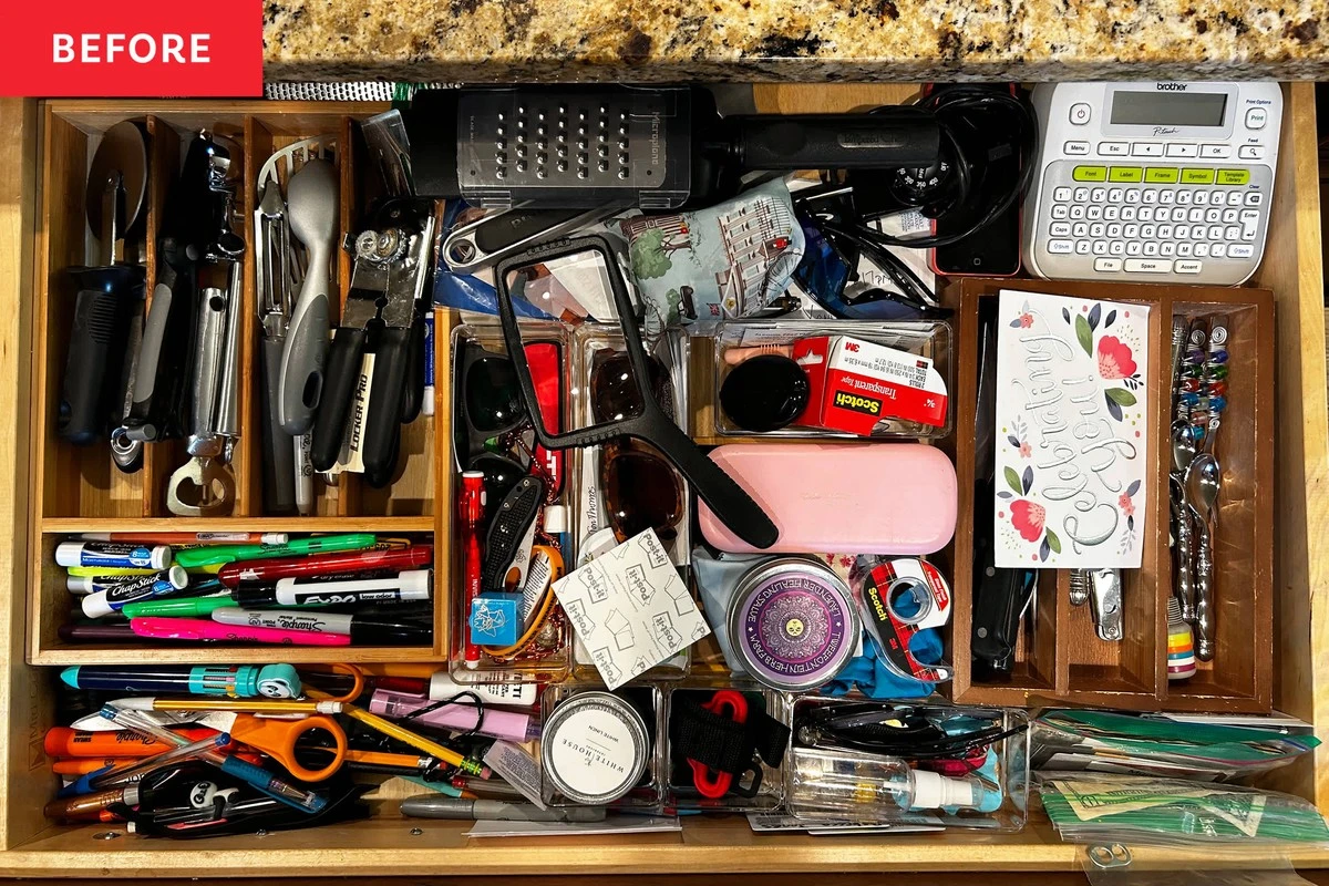 5 věcí v kuchyni, které musíte vyhodit: Tato modrá váha vám jen bere místo - image 1