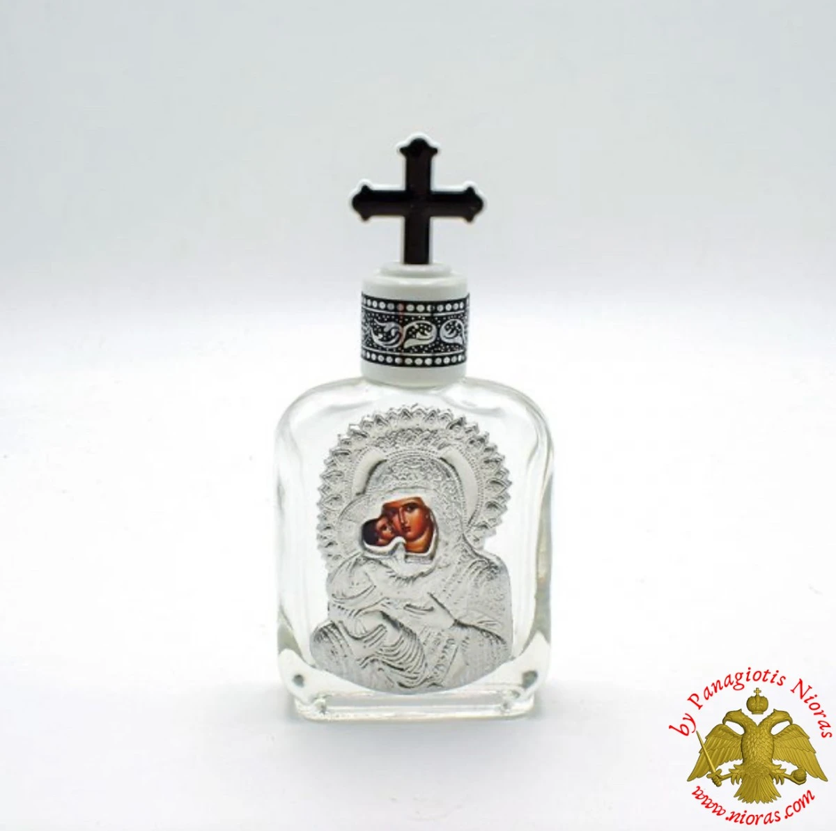 Proč se svěcená voda u ikony nekazí a kam ji nikdy nepokládat - image 1