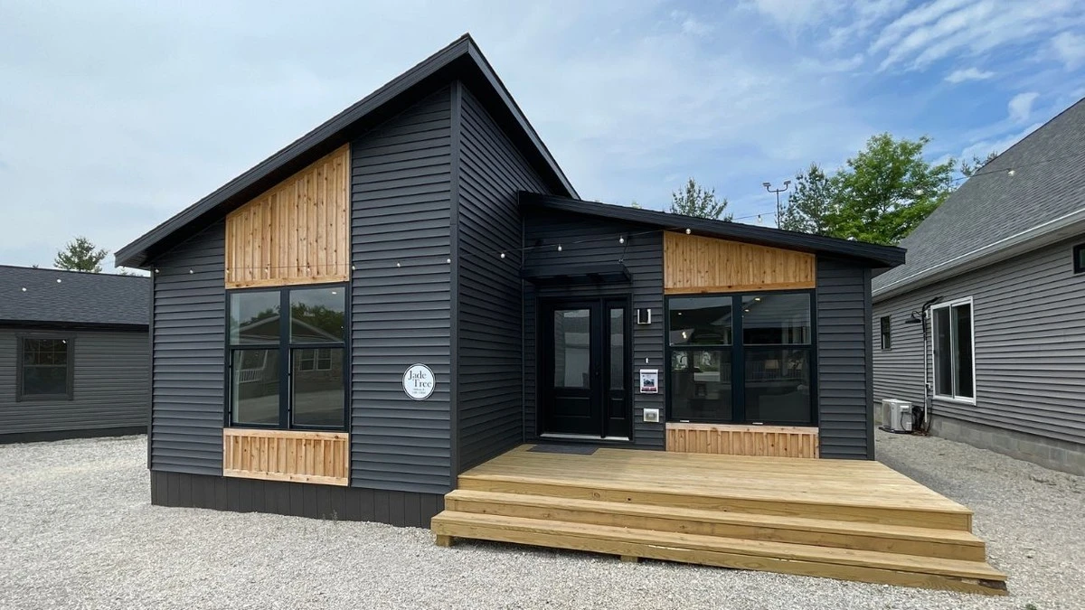 Proč se v Česku stále více lidí stěhuje do domů z haly - image 1