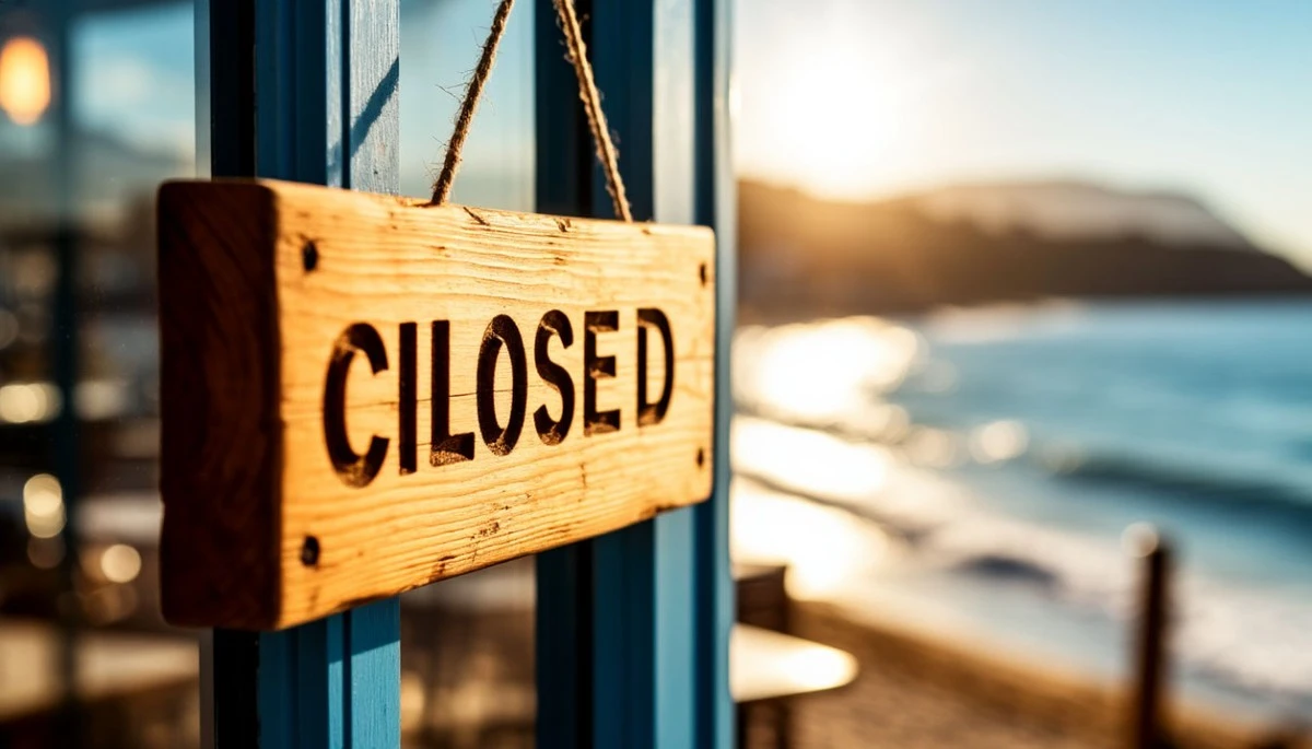 Proč se levná dovolená mimo sezónu může nečekaně prodražit