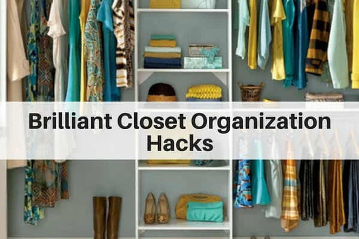 Proč má 67 % Čechů v šatníku chaos? Vyřeší ho fialové ramínko - image 1